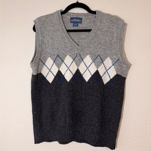 Men's V-Neck Argyle Sweater Vest - Gray and Blue